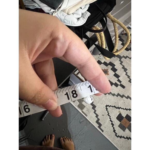 Baldwin Kansas City Gray Pullover Sweater Woman’s Size Medium - Picture 8 of 8